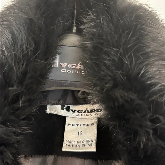 Nygard Black Faux FurJacket. Removable fur collar. Three snap closure. - Picture 2 of 5